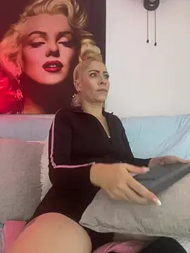 viktoria davis  online show from 06-04-26, 01:11