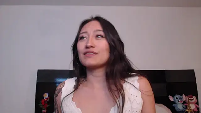 Snapshot of Elsa-bad chatting on 01-25-25, 05:29 Elsa-bad online show from 01-25-25, 05:29