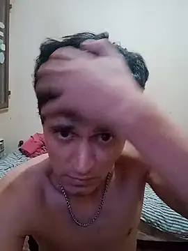 EstebanAkyLu online show from 02-04-25, 04:15