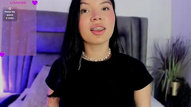 DannaJhonson1 online show from 12-15-25, 07:07