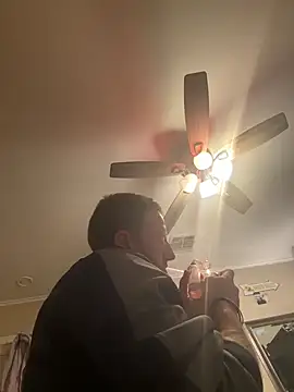 Snapshot of biggzee6 chatting on 02-16-26, 04:58 biggzee6 online show from 02-16-26, 04:58