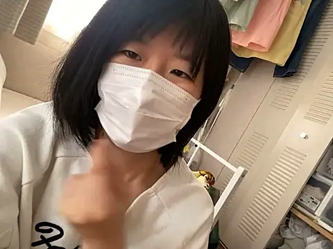 Snapshot of riri_riri_jp chatting on 10-12-25, 05:06 riri riri jp online show from 10-12-25, 05:06