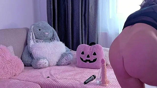 Snapshot of PatriciaSpice chatting on 06-18-26, 05:41 PatriciaSpice online show from 06-18-26, 05:41