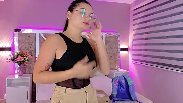 Snapshot of ValeriaOrtega chatting on 02-27-26, 12:16 ValeriaOrtega online show from 02-27-26, 12:16