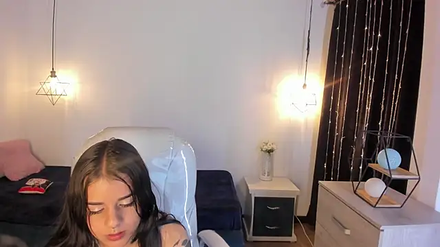 Nicole Foxx  online show from 02-16-25, 01:36