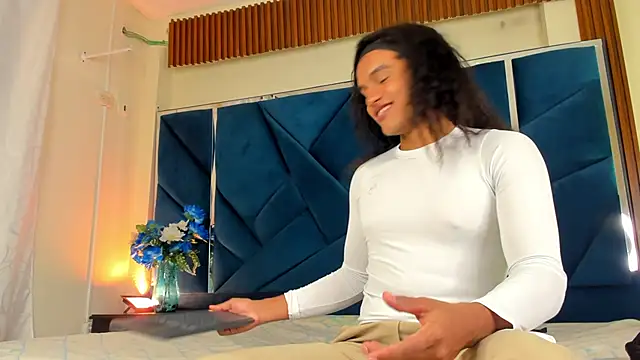 Snapshot of DanteAndKyle chatting on 12-01-25, 10:48 DanteAndKyle online show from 12-01-25, 10:48