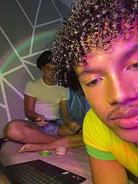 Snapshot of DanteAndKyle chatting on 02-01-26, 10:41 DanteAndKyle online show from 02-01-26, 10:41