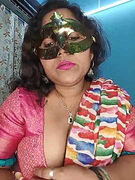 Snapshot of hevensex143 chatting on 05-19-26, 07:53 hevensex143 online show from 05-19-26, 07:53