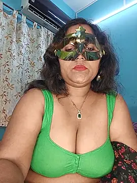 Snapshot of hevensex143 chatting on 05-22-26, 08:25 hevensex143 online show from 05-22-26, 08:25
