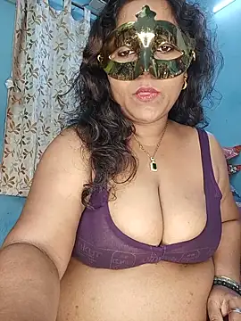 Snapshot of hevensex143 chatting on 05-25-26, 08:04 hevensex143 online show from 05-25-26, 08:04