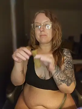 TattedMamaXOXO online show from 04-11-26, 07:29