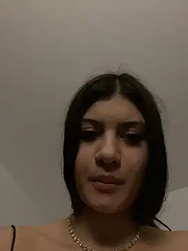 Snapshot of hdhehrv chatting on 02-02-25, 09:45 hdhehrv online show from 02-02-25, 09:45