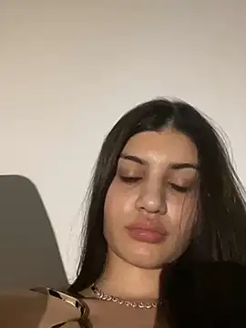 Snapshot of hdhehrv chatting on 02-04-25, 11:49 hdhehrv online show from 02-04-25, 11:49