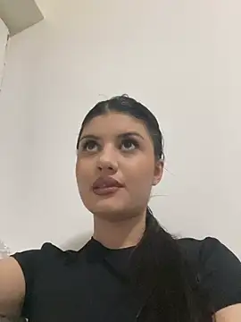 Snapshot of hdhehrv chatting on 02-22-25, 07:47 hdhehrv online show from 02-22-25, 07:47