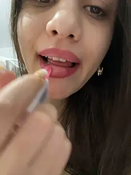 Snapshot of hdhehrv chatting on 02-27-25, 07:47 hdhehrv online show from 02-27-25, 07:47