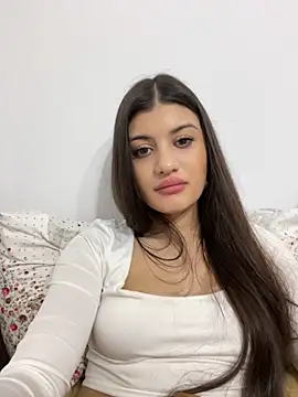 Snapshot of hdhehrv chatting on 02-28-25, 01:58 hdhehrv online show from 02-28-25, 01:58