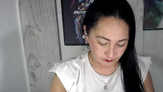 JULIANAWET69 online show from 11-21-25, 04:33