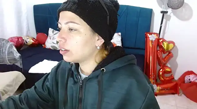 LITTLEDOLLHOT online show from 02-20-25, 05:07