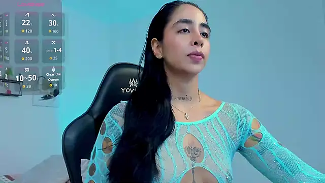 sophierooy22 online show from 01-12-26, 03:28