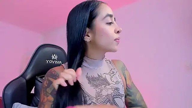 sophierooy22 online show from 05-11-26, 07:44
