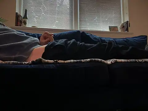 Snapshot of Prolapse_Pig chatting on 02-16-25, 02:43 Prolapse Pig online show from 02-16-25, 02:43