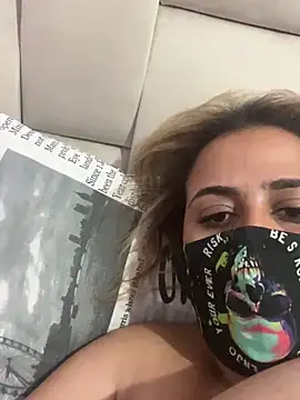 Lola-Sexxx online show from 02-04-25, 11:49
