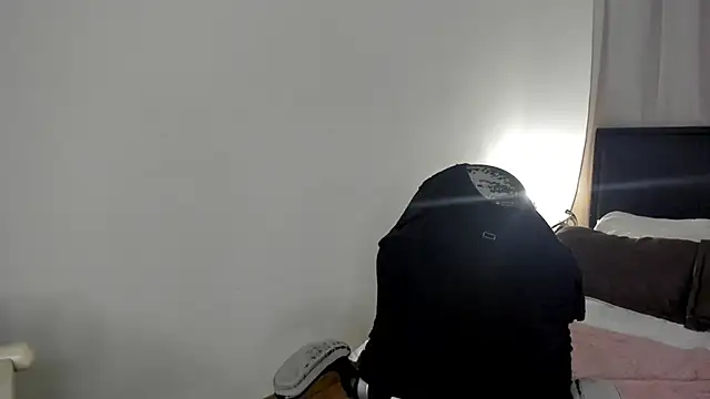 brithany olson25 online show from 02-10-26, 12:09