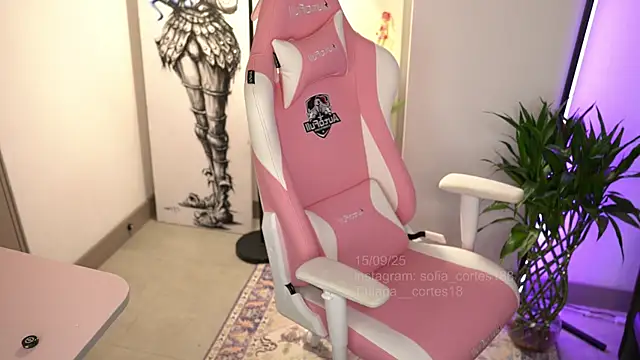 tatiana  cortes18 online show from 09-15-25, 05:02