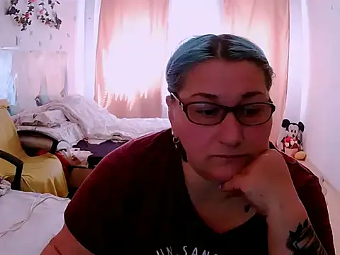 Snapshot of mayamayx chatting on 05-19-26, 08:31 mayamayx online show from 05-19-26, 08:31