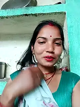 Bhuvi Bedi online show from 02-27-25, 12:02