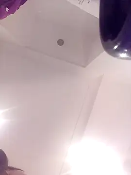 HotHornyEmmaX online show from 01-25-25, 06:02