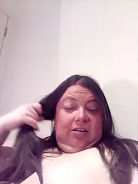 HotHornyEmmaX online show from 02-11-25, 05:37