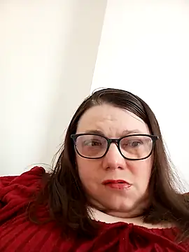 HotHornyEmmaX online show from 03-23-26, 11:47