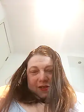 HotHornyEmmaX online show from 04-09-26, 05:29