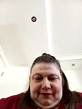 Snapshot of HotHornyEmmaX chatting on 04-23-26, 11:42 HotHornyEmmaX online show from 04-23-26, 11:42