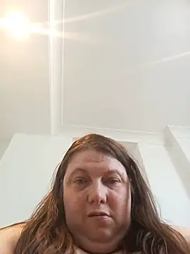 Snapshot of HotHornyEmmaX chatting on 06-25-26, 11:26 HotHornyEmmaX online show from 06-25-26, 11:26