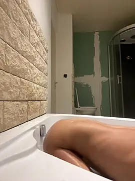 shay212 online show from 01-20-25, 02:03