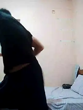 Snapshot of LuisMex1998 chatting on 10-24-25, 01:51 LuisMex1998 online show from 10-24-25, 01:51