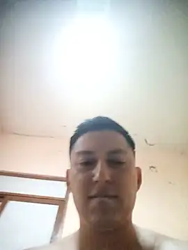 Snapshot of LuisMex1998 chatting on 07-07-26, 07:23 LuisMex1998 online show from 07-07-26, 07:23