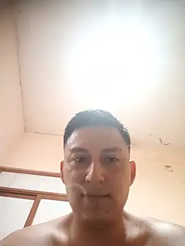Snapshot of LuisMex1998 chatting on 07-17-26, 12:50 LuisMex1998 online show from 07-17-26, 12:50