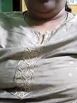 Snapshot of Tamil_Aathira chatting on 01-23-25, 09:50 Tamil Aathira online show from 01-23-25, 09:50