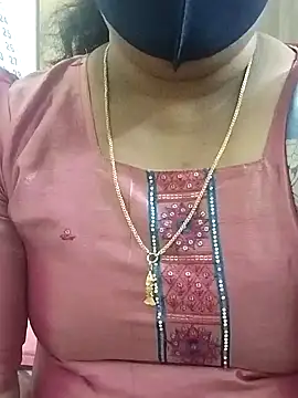 Snapshot of Tamil_Aathira chatting on 02-03-25, 12:36 Tamil Aathira online show from 02-03-25, 12:36