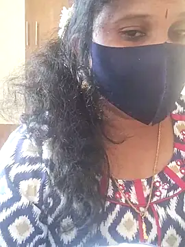 Snapshot of Tamil_Aathira chatting on 02-11-25, 08:15 Tamil Aathira online show from 02-11-25, 08:15