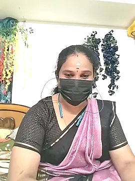 Snapshot of Tamil_Aathira chatting on 09-28-25, 04:45 Tamil Aathira online show from 09-28-25, 04:45