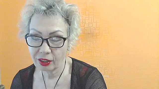 NessyJenixs online show from 02-25-26, 08:24