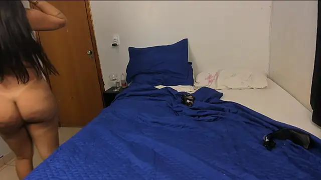 Snapshot of sexyflight chatting on 02-21-25, 01:11 sexyflight online show from 02-21-25, 01:11