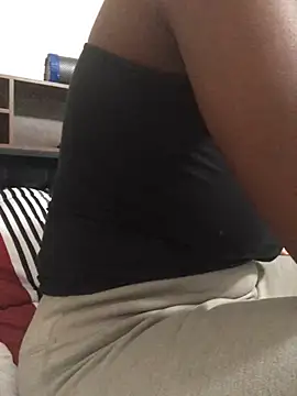 theprettysoles online show from 07-18-26, 01:43