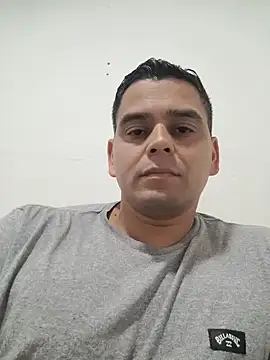 Snapshot of leandroc04 chatting on 11-05-25, 06:41 leandroc04 online show from 11-05-25, 06:41