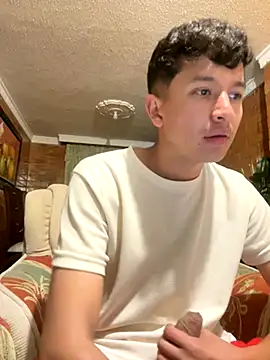 Snapshot of sebaxx8_ chatting on 10-14-25, 03:07 sebaxx8 online show from 10-14-25, 03:07