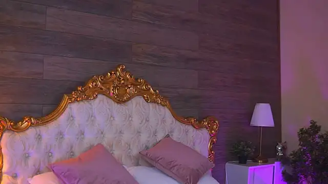 Juicy Jessye online show from 12-20-25, 08:49